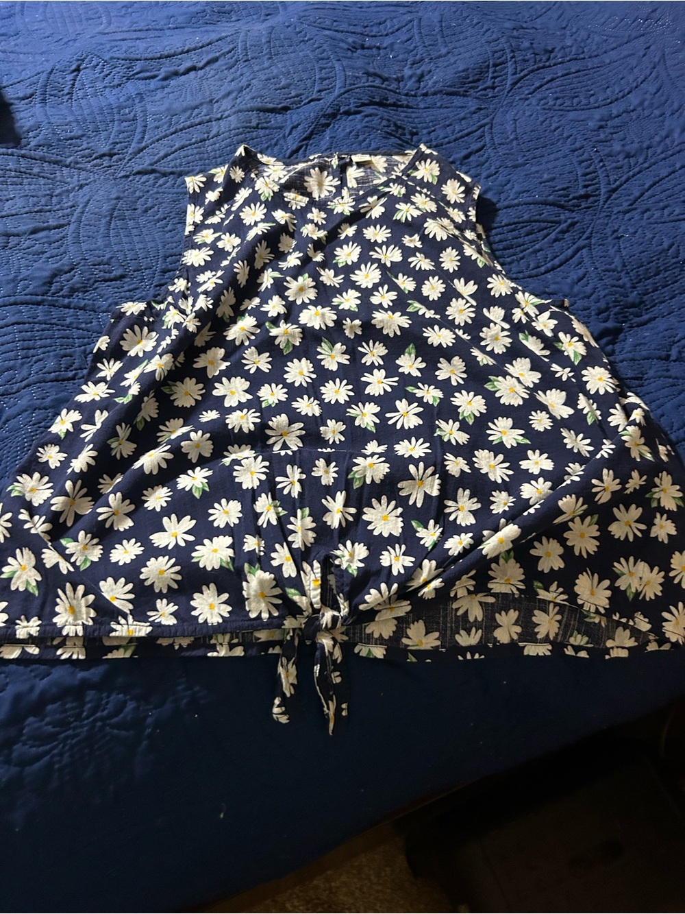 Navy Floral Tie-Hem Sleeveless Top - Daisy Print